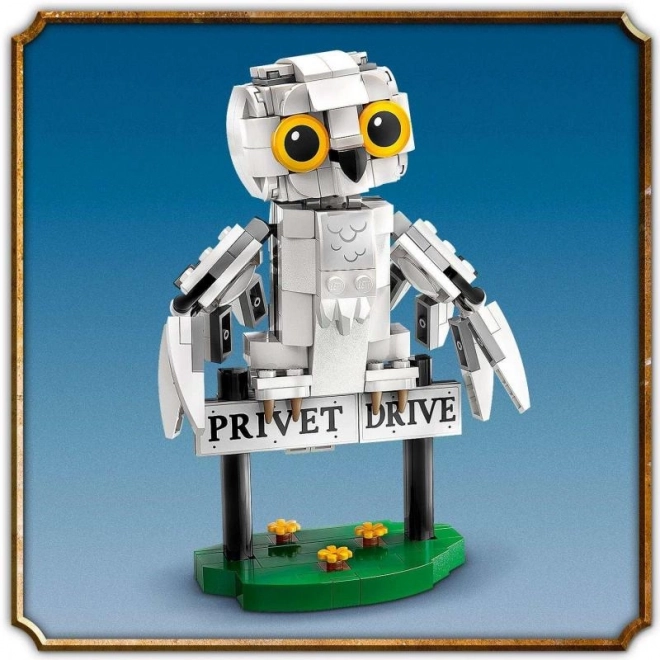 LEGO Harry Potter Hedwig op de Ligusterlaan