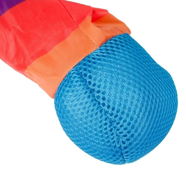 Bal met regenboogkleurige stoffen staart 100 cm op kaart