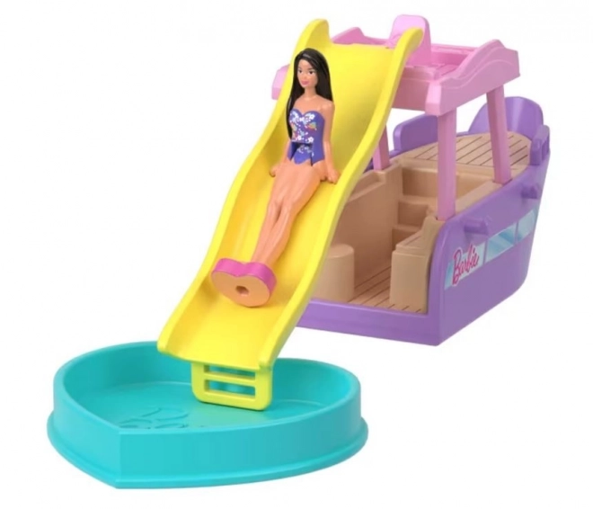 Mini BarbieLand-set met Barbie-figuur en voertuig