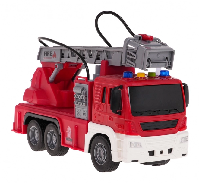 Brandweerauto 1:16 met water, licht en geluid