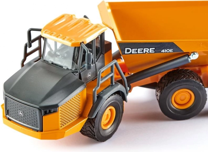 Knikbesturing en robuust chassis