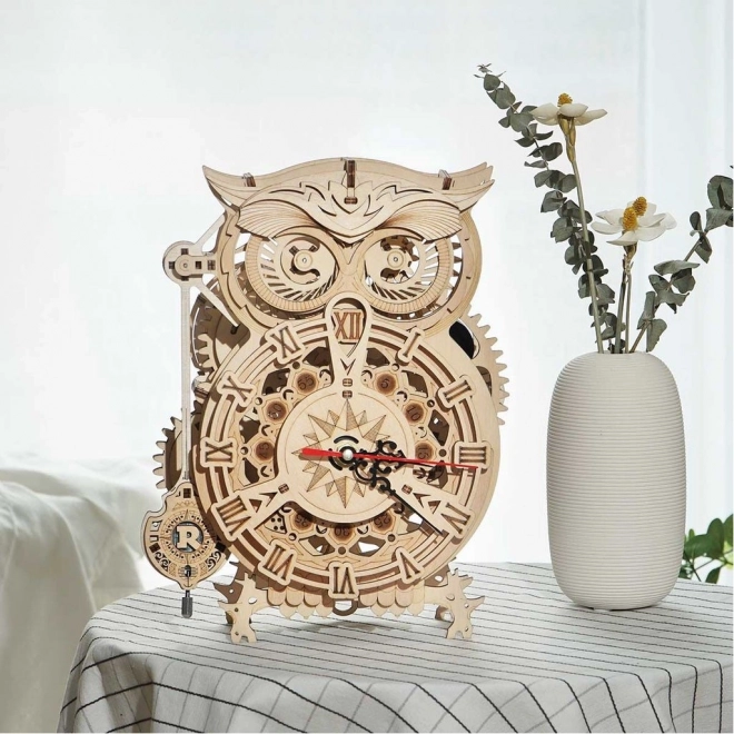 Uil - slingerklok op batterijen - 3D houten modelbouw