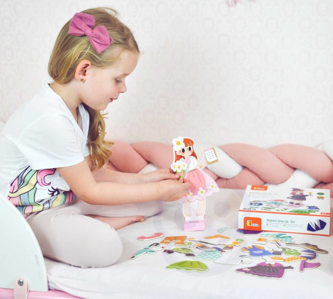 Houten magnetische aankleedpop - meisje