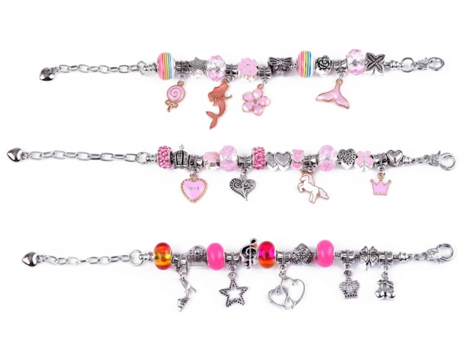 Creatieve kralenset voor het maken van armbanden met bedeltjes