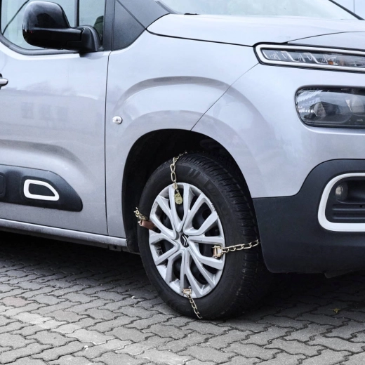 Universeel voor verschillende bandenmaten