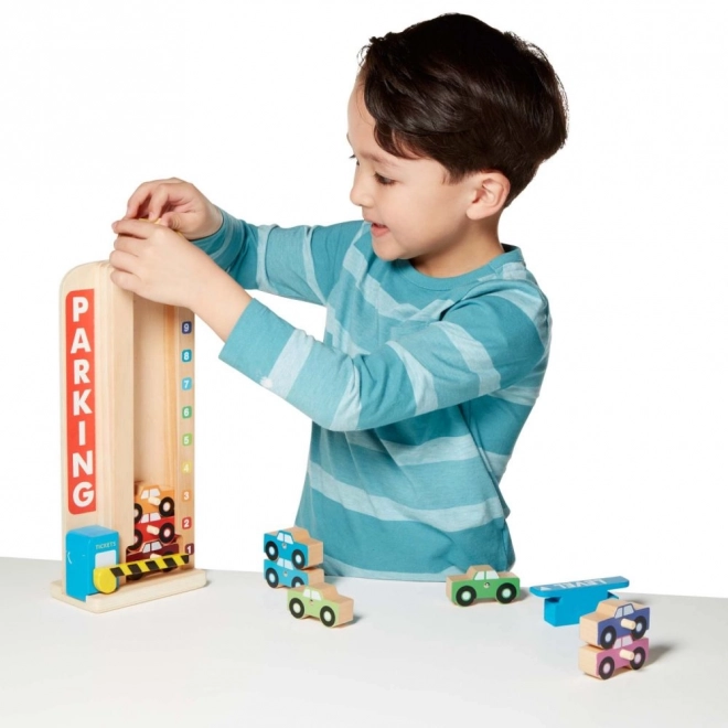 Houten parkeertoren met autootjes