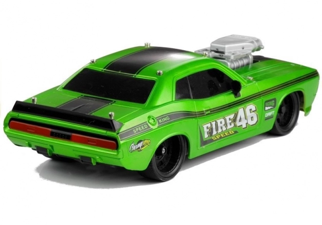 Groene op afstand bestuurbare auto 1:16 R/C