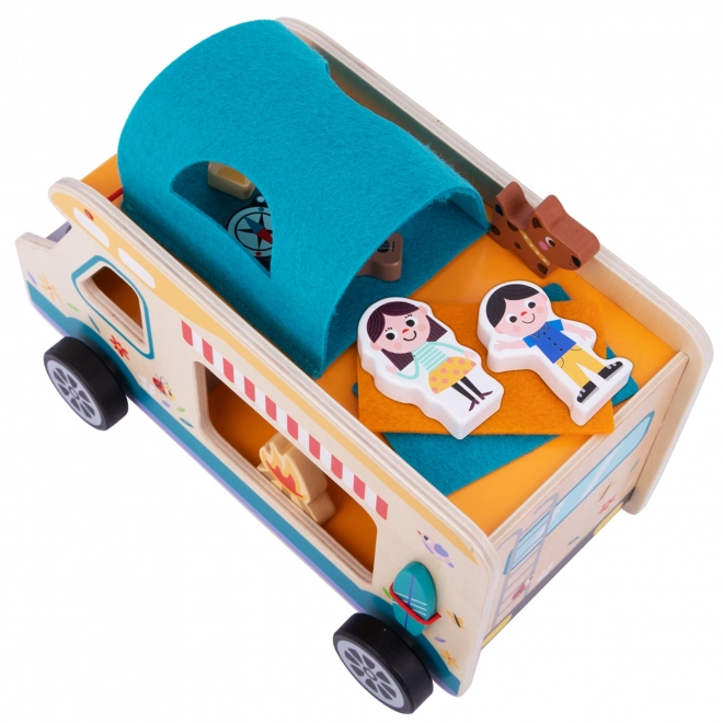 Tooky Toy houten caravan met figuren voor kamperen
