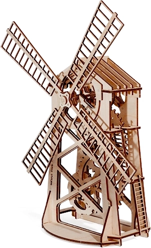 Authentiek houten model met bewegende wieken