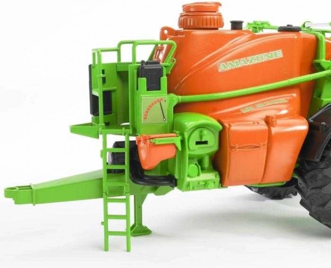 Volledig werkende sproeifunctie met tank van 390 ml