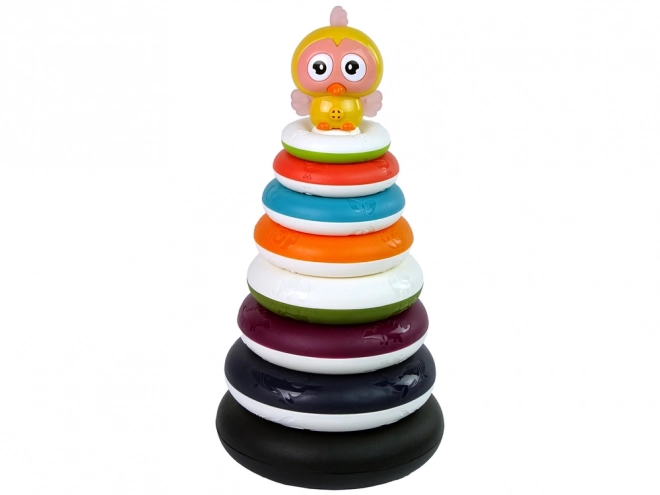 Kleurvolle stapelpiramide met ringen en eendje