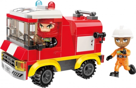 Bouw en ruk uit: realistische brandweerwatertankwagen