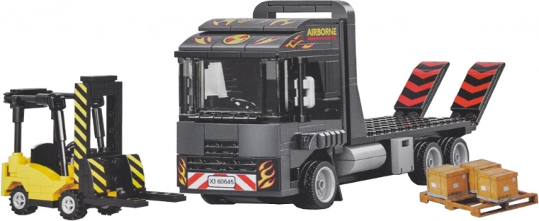 Gedetailleerde afwerking en stickers