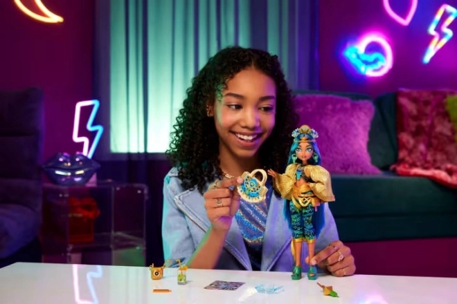 Barbie Monster fest pop - cleo HXH81