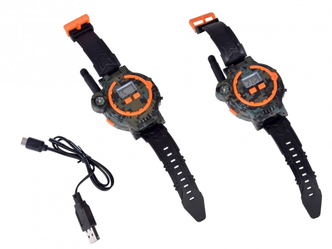 Militaire horloge met radio en kompas