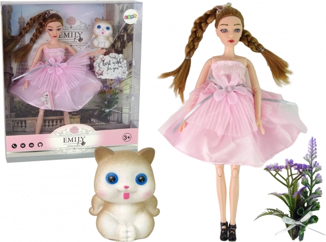Pop Emily met vlechtjes, katje en bloemen