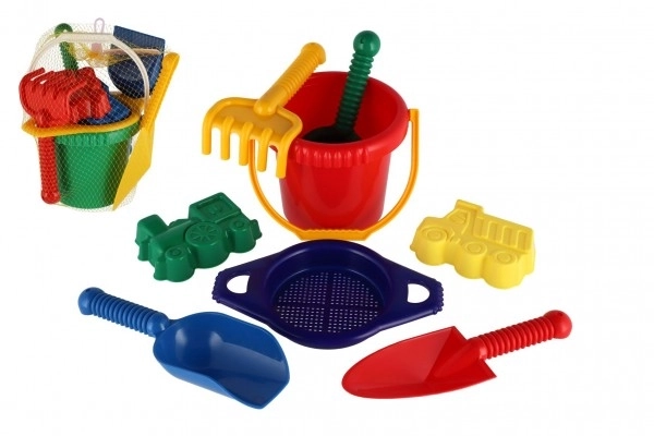 Emmer met zeef, schep, handelsschep en harkjes van plastic in netje 20x28x12cm 12m+