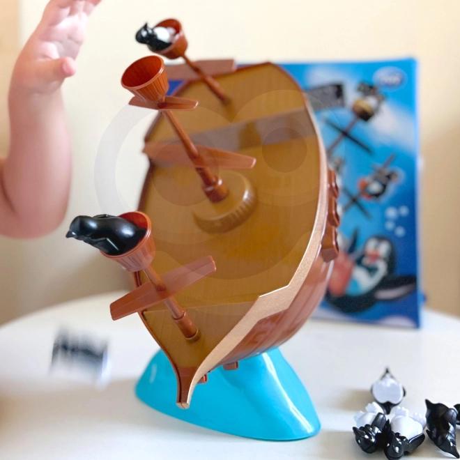 Woopie piratenschip van pinguïns