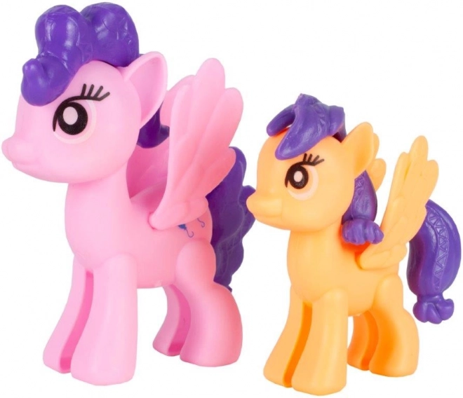 Poppenhuis met pony's