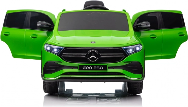 Elektrische auto Mercedes Benz EQA 250 groen