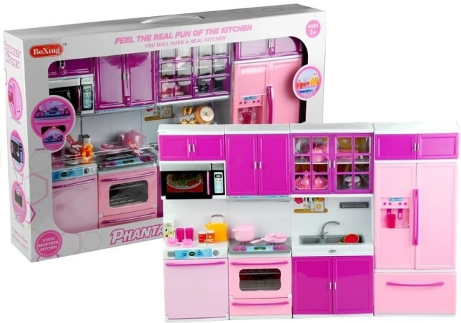 Kinderkeuken in roze-paars