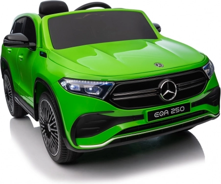 Elektrische auto Mercedes Benz EQA 250 groen