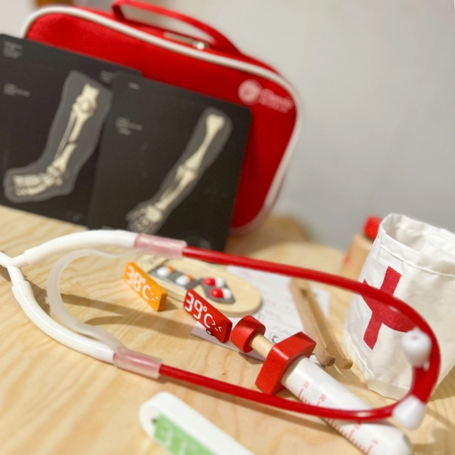 Set dokter/l-arts 19st hout/plastic in kartonnen verpakking 21x16x8cm