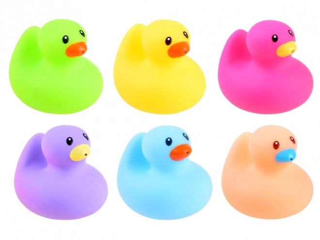 Gekleurde rubberen badeendjes