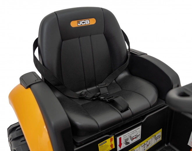 Kinder ritje op JCB Traktor met graafmachine