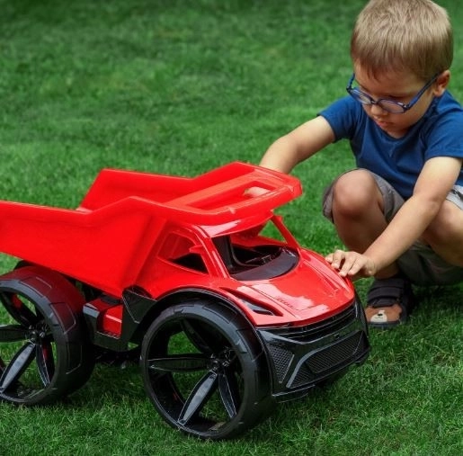 Maximus rode kiepwagen