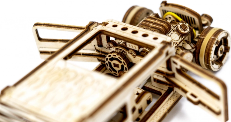 Kwalitatieve houten afwerking zonder lijm