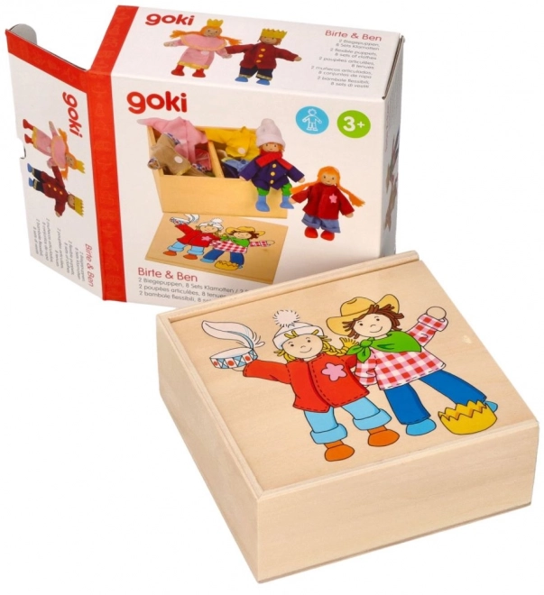 Verkleedpoppen in een doos