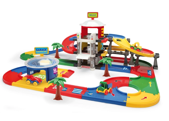Rijk uitgeruste set voor realistisch spel