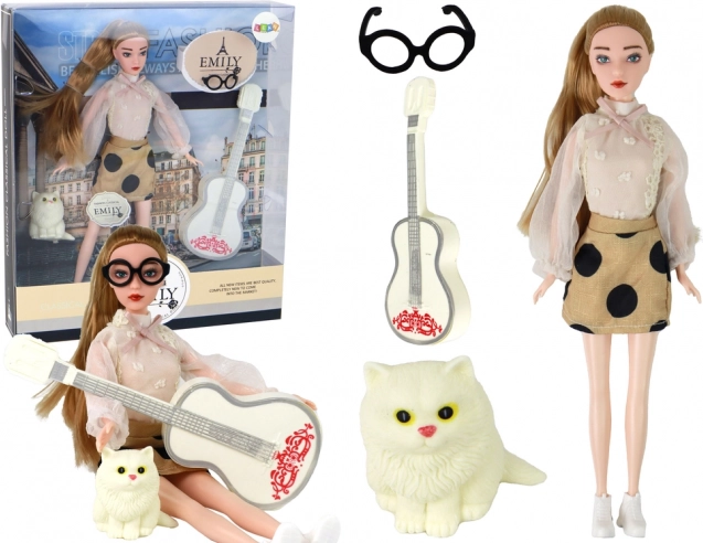 Pop Emily met gitaar, bril en kitten