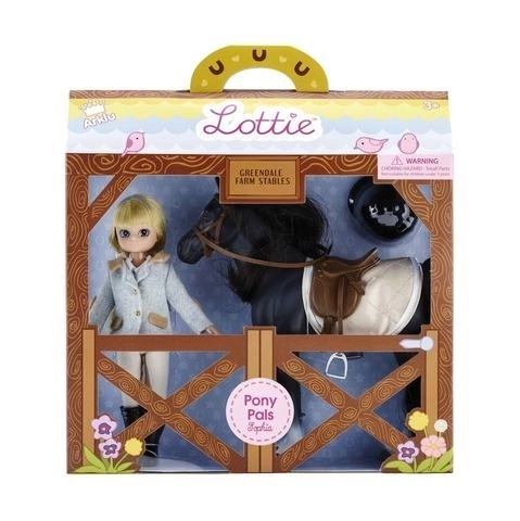 Lottie pop in rijstoutfit met paard