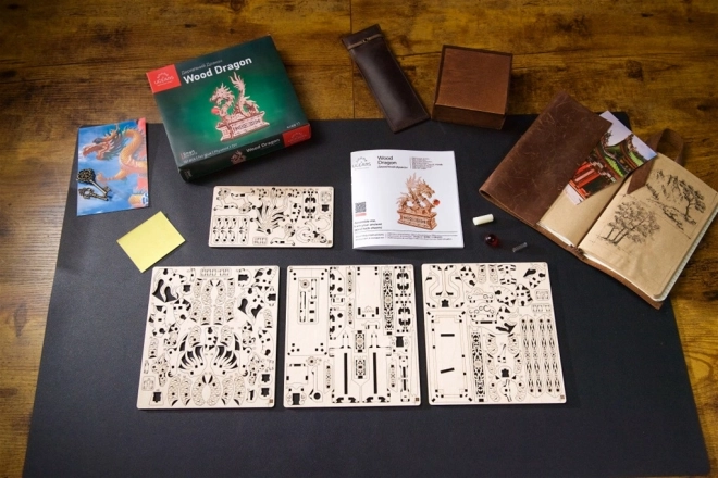 Ugears 3D houten mechanische puzzel Draak