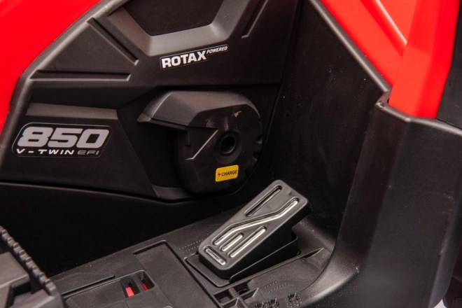 Elektrische kinderquad Can Am Outlander met bestuurder