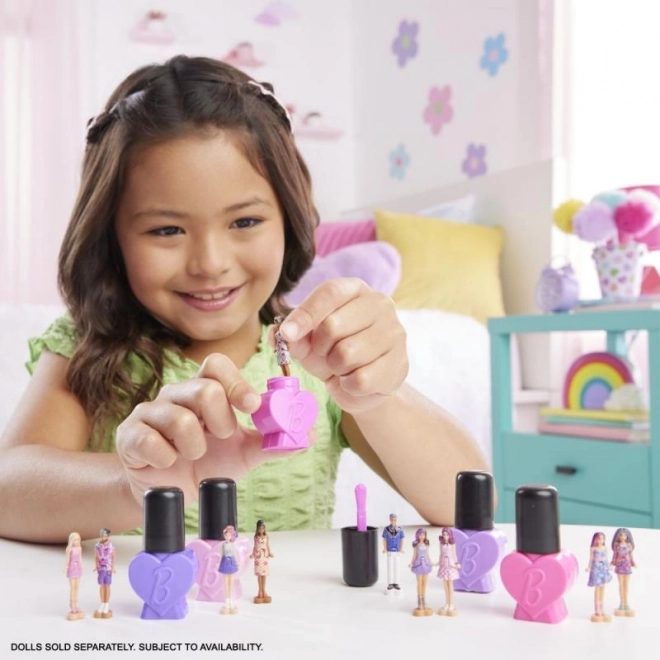 Mini BarbieLand poppetje van Barbie