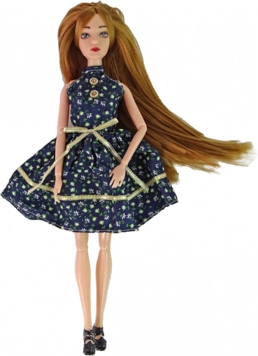 Elegante bloemenjurk en accessoires