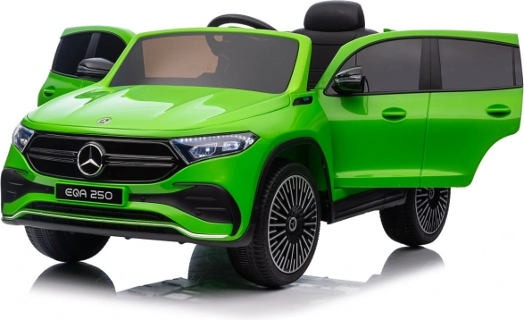 Elektrische auto Mercedes Benz EQA 250 groen