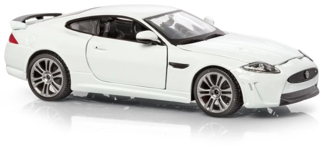 Metalen model Jaguar XKR-S