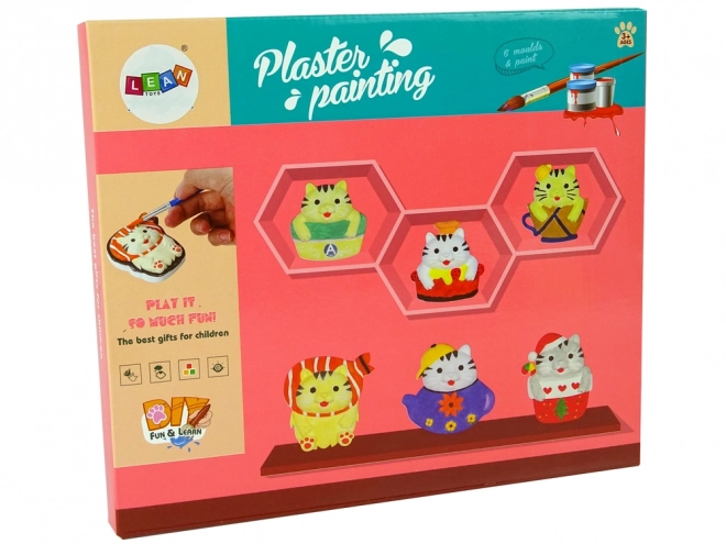 Set van gipsen afgietsels voor het schilderen van creatieve katten