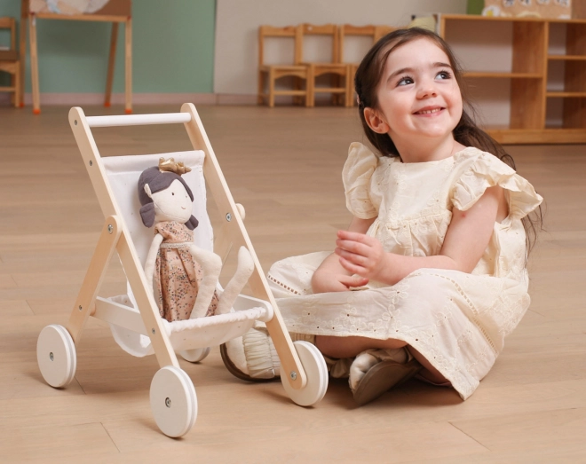 Houten kinderwagen
