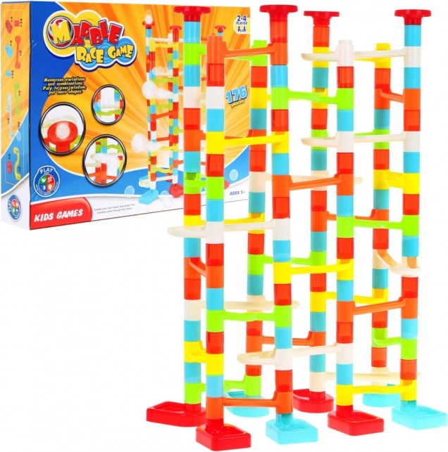 Kleurrijke knikkerbaan voor kinderen 3+