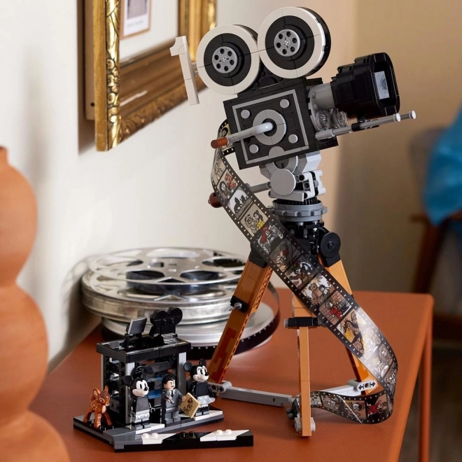 LEGO 43230 Disney Camera ter ere van Walt Disney