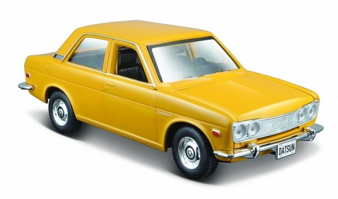Model Datsun 510 1/24 geel