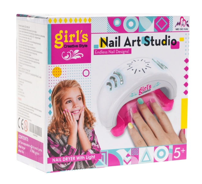 Nageldroger met realistische geluiden
