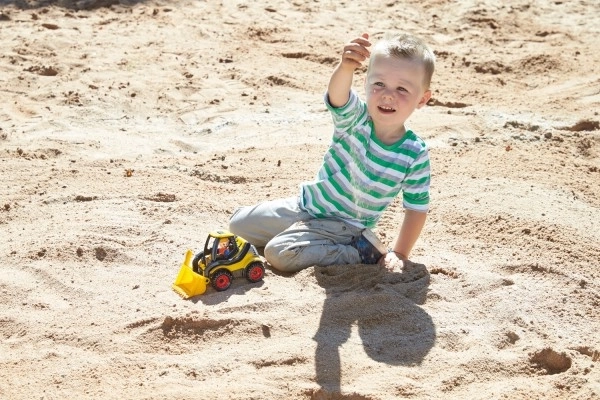 Auto Truckies laadschop kunststof 20cm met figuur in doos 24m+