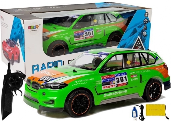 Groene op afstand bestuurbare auto 1:10 2.4G