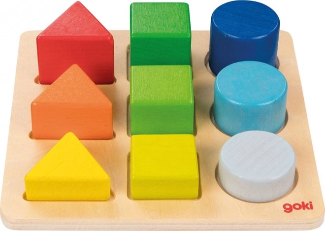 Houten educatief speelgoed Goki voor het sorteren van vormen en kleuren